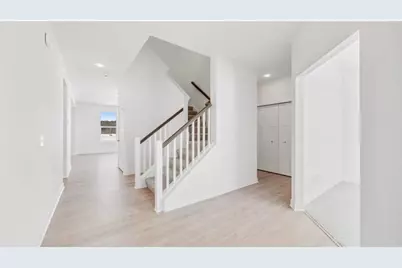 1517 Creekwood Drive, New Richmond, WI 54017 - Photo 7