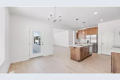 1517 Creekwood Drive, New Richmond, WI 54017 - Photo 11