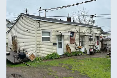 126 W Columbia Street, Chippewa Falls,  54729 - Photo 3