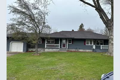 332 E Pleasant Avenue, Ellsworth, WI 54011 - Photo 1