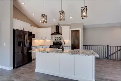 397 Candy Lane, River Falls, WI 54022 - Photo 3