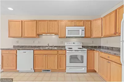 81 Bridgewater Trail, Hudson, WI 54016 - Photo 11