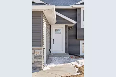 492 Coyote Way, New Richmond, WI 54017 - Photo 5