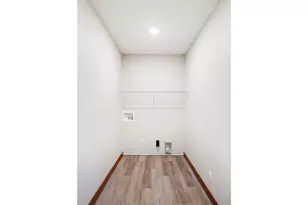 437 Coyote Way, New Richmond, WI 54017 - Photo 7