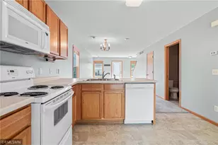 1900 Pika Tr, River Falls, WI 54022 - Photo 11