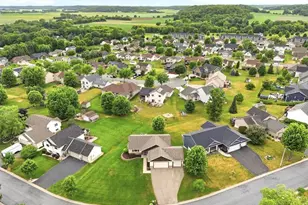 1647 Valley Quail Dr, River Falls, WI 54022 - Photo 39