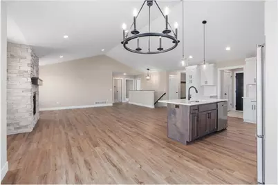 943 146th Avenue, New Richmond, WI 54017 - Photo 9