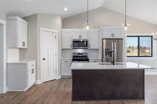 943 146th Ave, New Richmond, WI 54017 - Photo 5