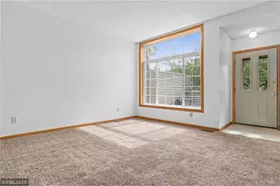 8789 Branson Dr, Inver Grove Heights, MN 55076 - Photo 11