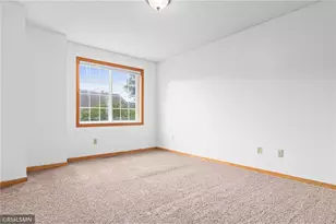 8789 Branson Dr, Inver Grove Heights, MN 55076 - Photo 17