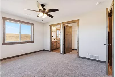 484 Coyote Way, New Richmond, WI 54017 - Photo 23