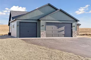 484 Coyote Way, New Richmond, WI 54017 - Photo 3