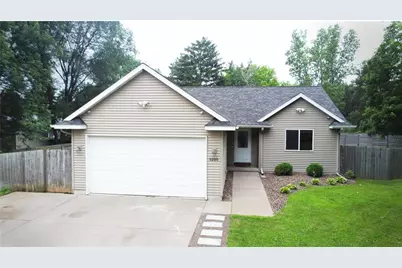 3205 Lilac Street, Eau Claire, WI 54703 - Photo 1