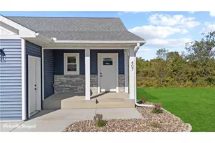 407 Finvold, Woodville, WI 54028 - Photo 3