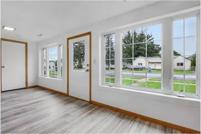 19 W Gates Street, Rice Lake, WI 54868 - Photo 9