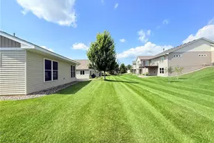 853 Aurora Cir, Red Wing, MN 55066 - Photo 17