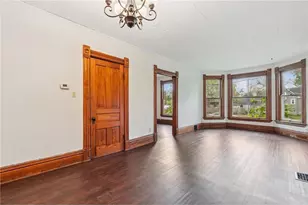 102 N 4th St, River Falls, WI 54022 - Photo 9