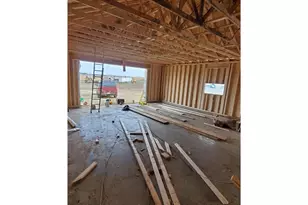 754 190th St, Baldwin, WI 54002 - Photo 9