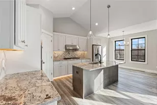 329 138th Ave, Houlton, WI 54082 - Photo 9