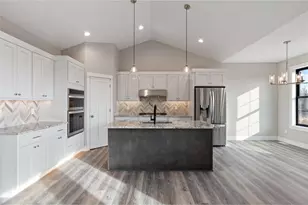 329 138th Ave, Houlton, WI 54082 - Photo 3