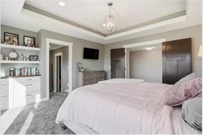 1650 Waters Edge Drive, New Richmond, WI 54017 - Photo 19