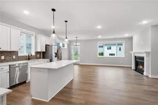 1342 Rose St, New Richmond, WI 54017 - Photo 9