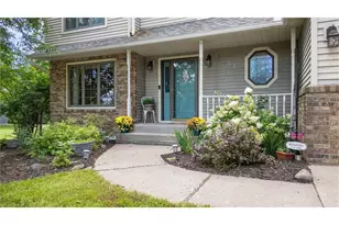 1131 Alfred Pl, New Richmond, WI 54017 - Photo 3