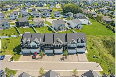 11279 Crestbury Drive, Woodbury, MN 55129 - Photo 3