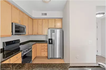 610 Main Street #305, Stillwater, MN 55082 - Photo 9