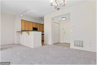 610 Main Street #305, Stillwater, MN 55082 - Photo 7