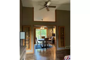 1433 Glenridge Dr, Prescott, WI 54021 - Photo 9