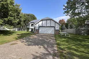 1433 Glenridge Dr, Prescott, WI 54021 - Photo 3