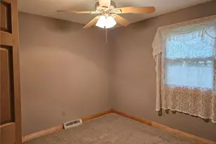 931 Roosevelt St, River Falls, WI 54022 - Photo 13