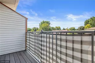 3300 Greenbrier St, Vadnais Heights, MN 55127 - Photo 21