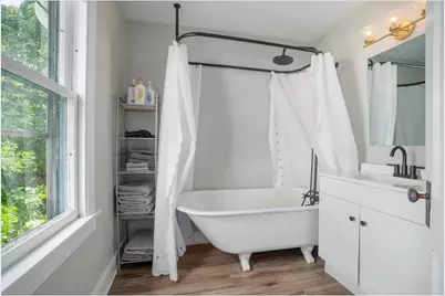 527 W Grand Avenue, Eau Claire, WI 54703 - Photo 21