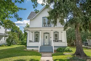 527 W Grand Ave, Eau Claire, WI 54703 - Photo 3