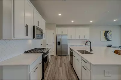 17935 Giants Way, Lakeville, MN 55044 - Photo 5