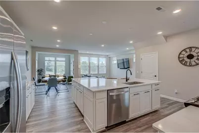 17935 Giants Way, Lakeville, MN 55044 - Photo 3