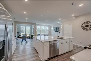 17935 Giants Wy, Lakeville, MN 55044 - Photo 3