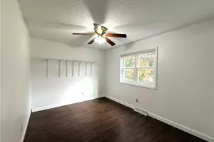 2870 Wayland Ct, Eau Claire, WI 54703 - Photo 17