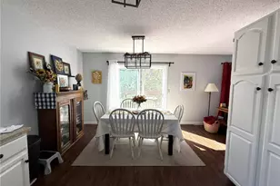 2870 Wayland Ct, Eau Claire, WI 54703 - Photo 9