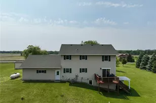 2207 127th St, New Richmond, WI 54017 - Photo 9