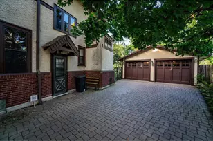 329 Park Cir, Menomonie, WI 54751 - Photo 3