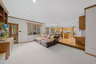 553 Omaha Rd, Hudson, WI 54016 - Photo 9