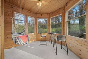 553 Omaha Rd, Hudson, WI 54016 - Photo 13