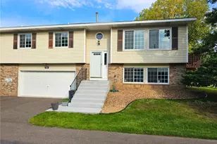 7664 Steepleview Rd, Saint Paul, MN 55125 - Photo 3