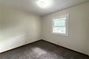 1920 Bellevue Ave, Eau Claire, WI 54703 - Photo 7