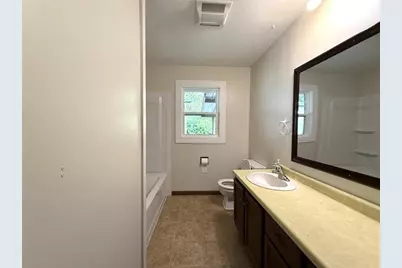 1920 Bellevue Avenue, Eau Claire, WI 54703 - Photo 15