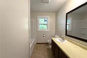 1920 Bellevue Ave, Eau Claire, WI 54703 - Photo 15