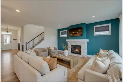 1439 Lee Circle, Hudson, WI 54016 - Photo 5